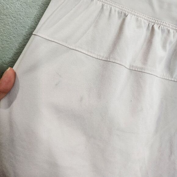 Lululemon Mens Light Pink Shorts - Picture 4 of 9